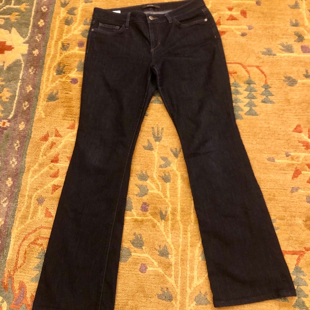 Joe’s Jeans Fit and Curvy Bootcut size 31 (12)